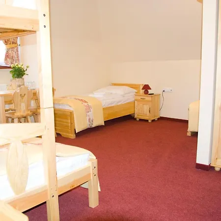 Gorski Kuznice Oda ve Kahvaltı 3*