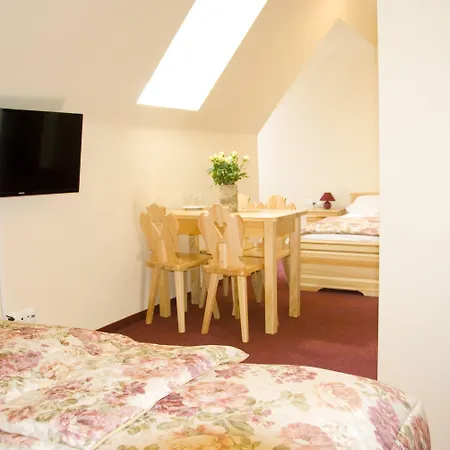 Bed & Breakfast Gorski Kuznice 3*