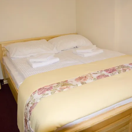 Gorski Kuznice Bed & Breakfast 3*