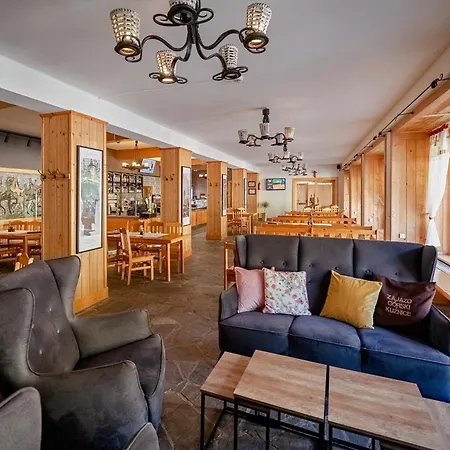 Gorski Kuznice לינה וארוחת בוקר 3*