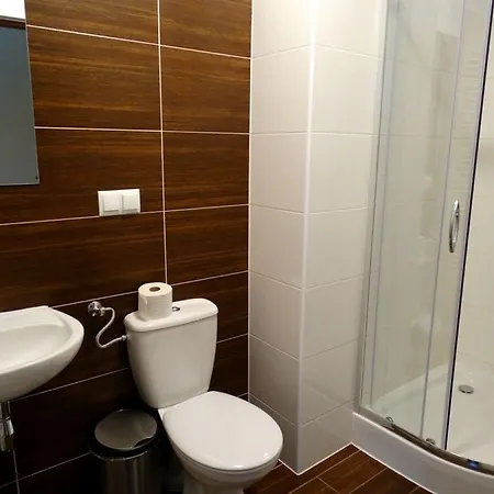 Oda ve Kahvaltı Gorski Kuznice 3*