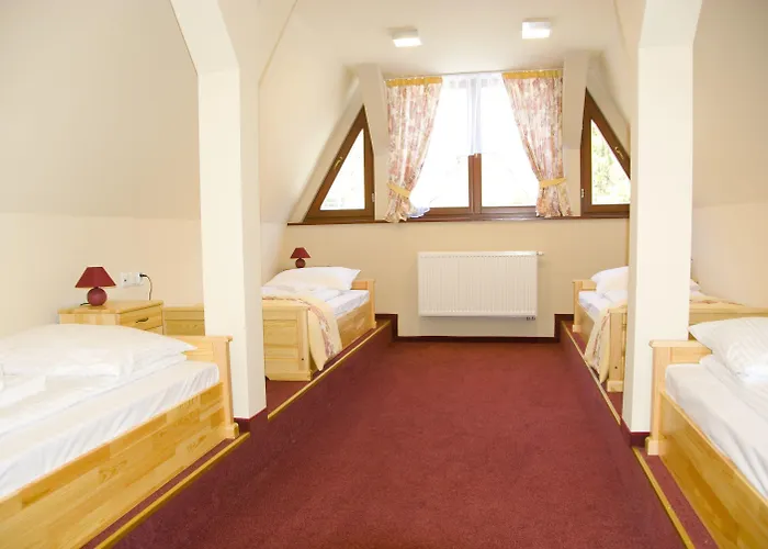 Gorski Kuznice לינה וארוחת בוקר 3*